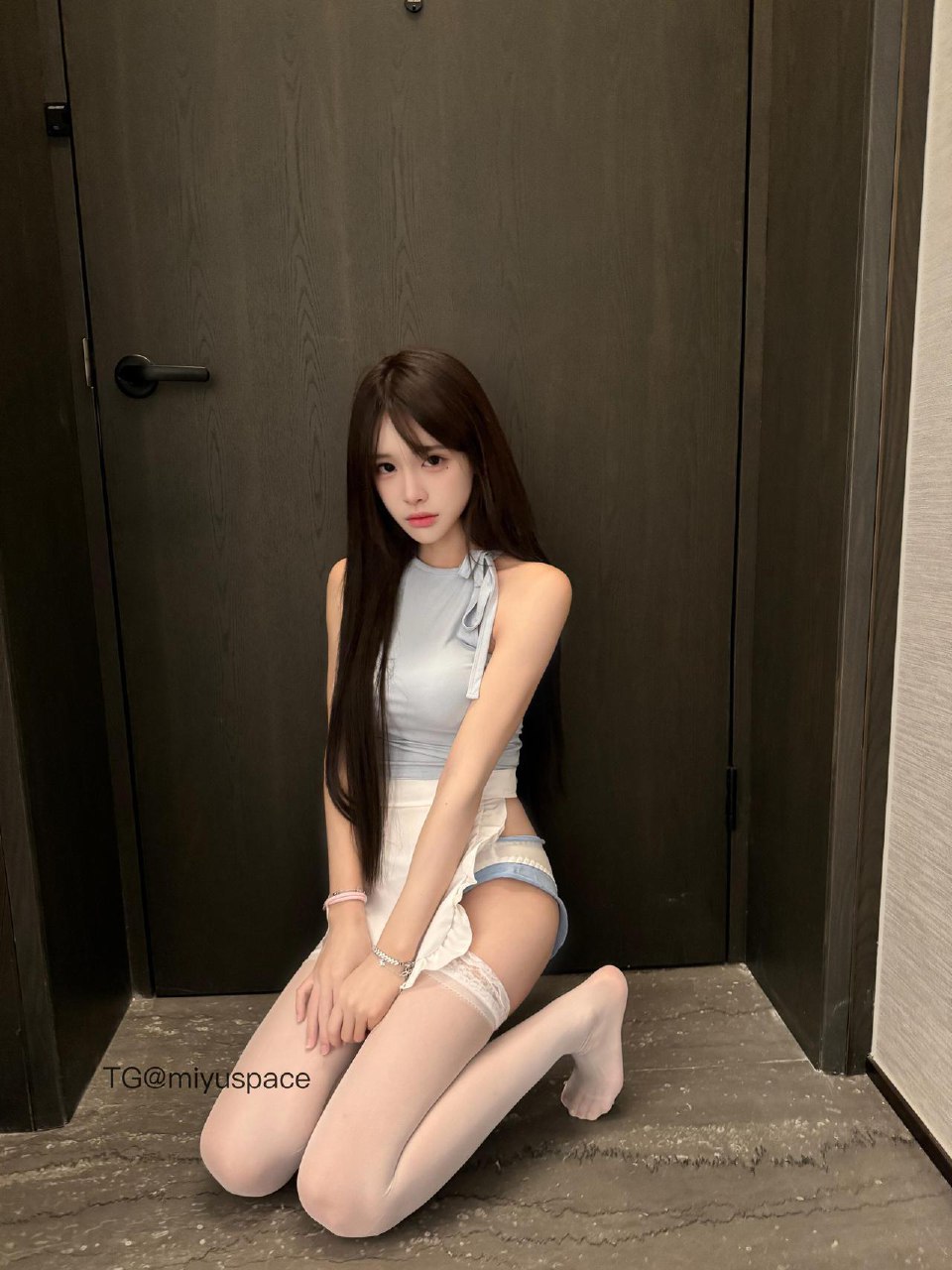 【在线看】抖音 雅婷小师妹 岛遇 NO.003期 【4V1P】-秘语空间