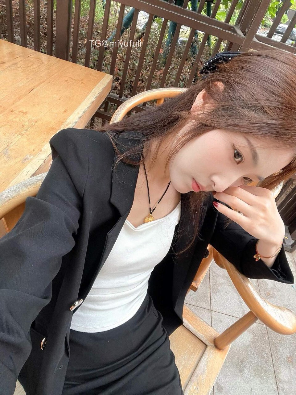 【在线看】抖音 粉红小香猪 岛遇 NO.009期 【11P2V】-秘语空间