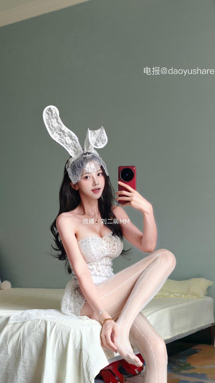 【在线看】抖音 刘二萌 岛遇 NO.018期 【14P】-秘语空间